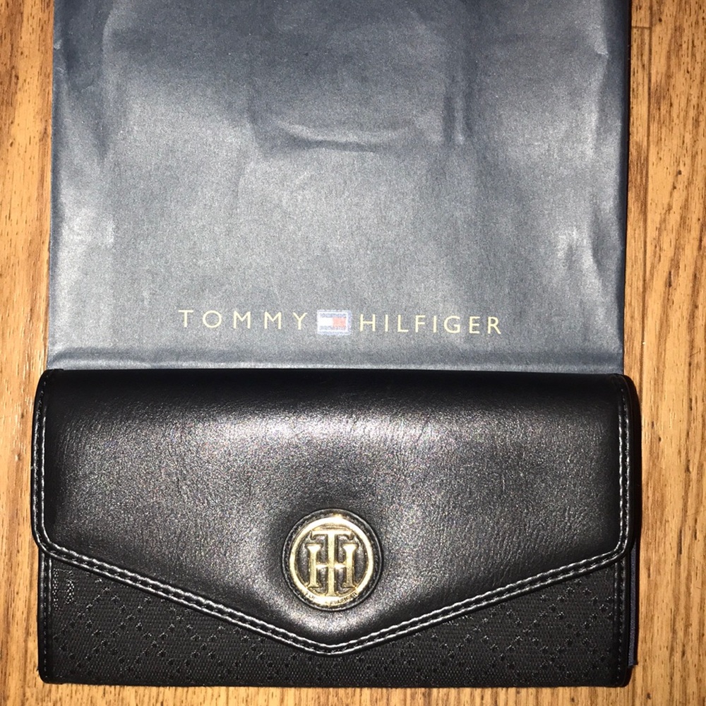 Tommy Hilfiger